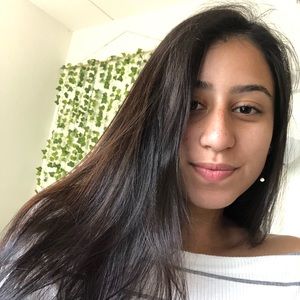 Meet your Posher, Divya